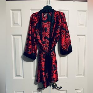 Woman’s lingerie robe sz XL